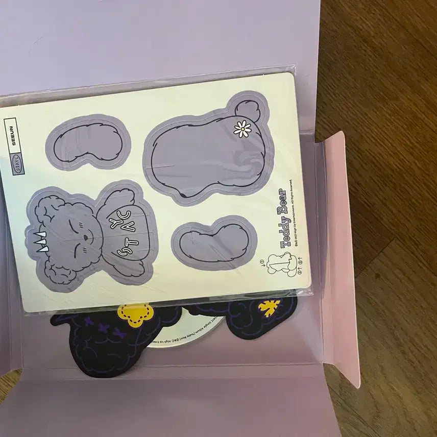 스테이씨 개봉앨범