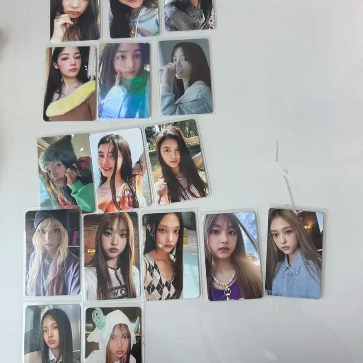 뉴진스 포카 16장 일괄 판매