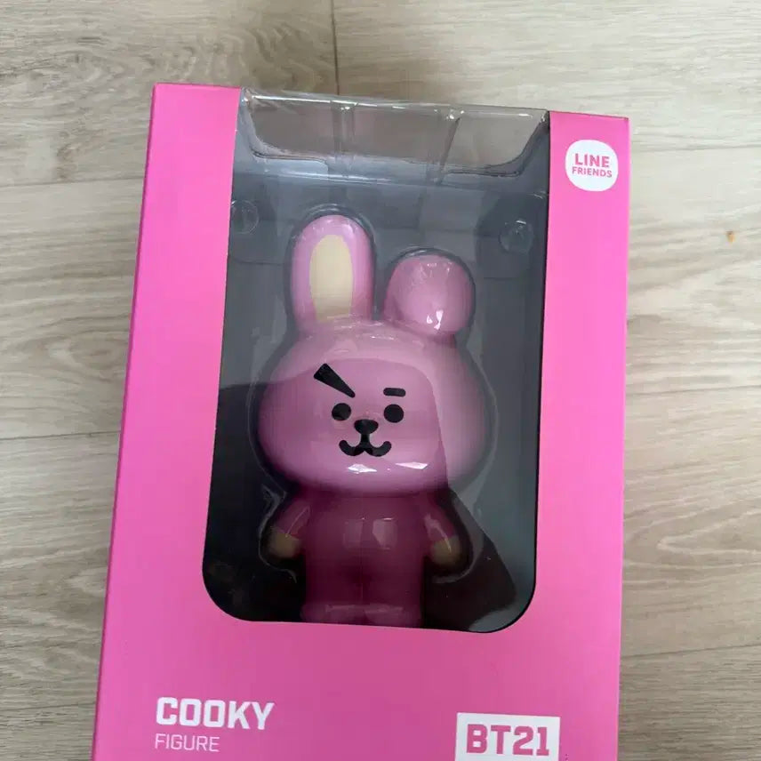 쿠키 피규어bt21 팝니다