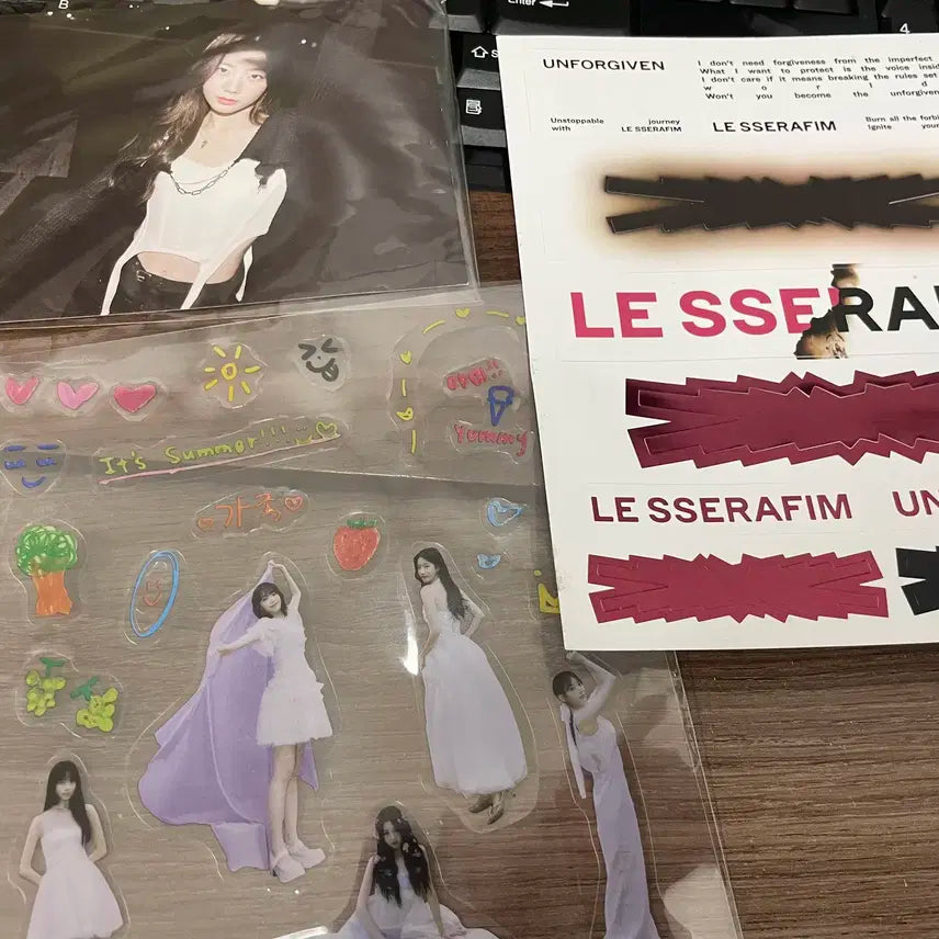 (개봉 / 포토카드 제외) 르세라핌 언포기븐 앨범 판매