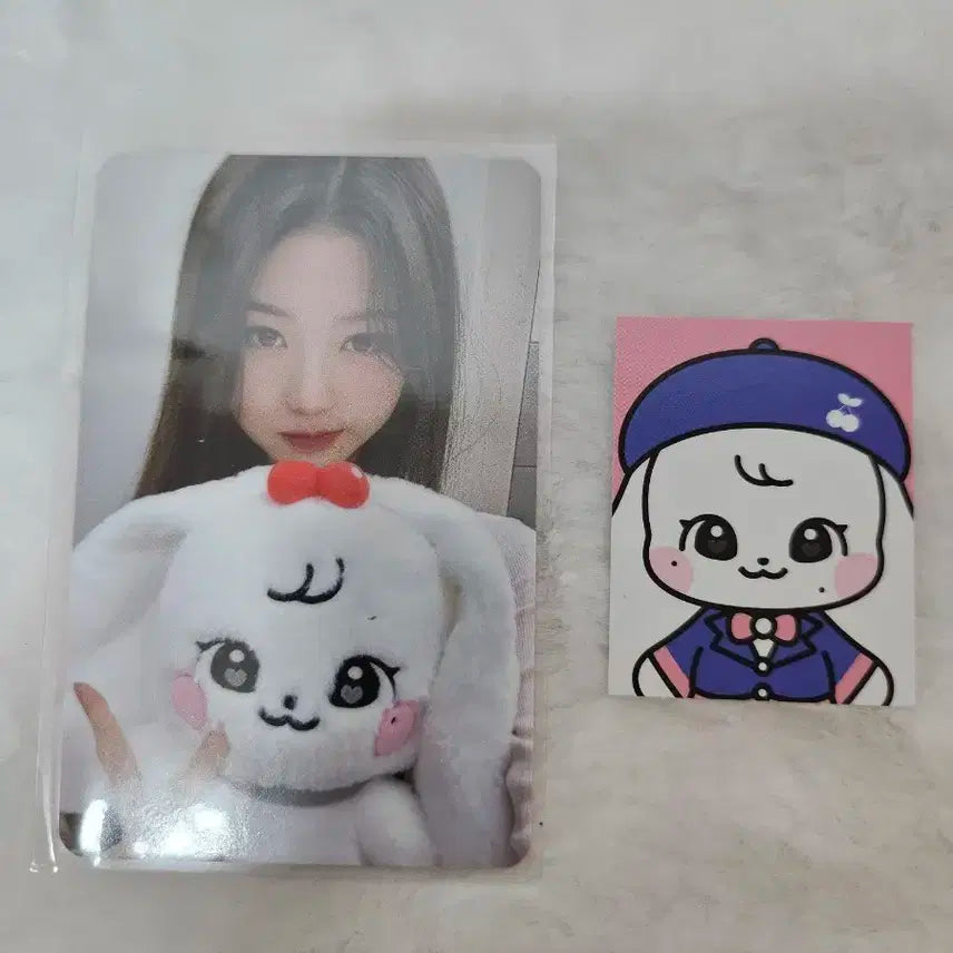 IVE아이브MINIVE미니브스쿨 체리인형포카+증사