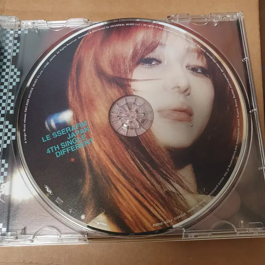 르세라핌 different 디프런트 솔로 자켓 미개봉 앨범