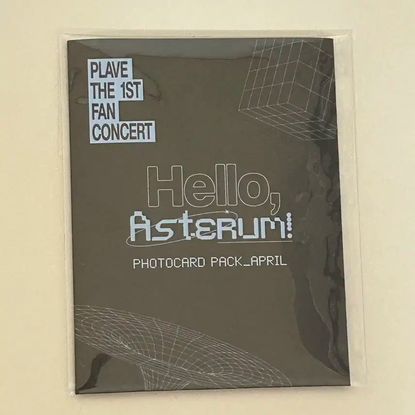 플레이브 팬콘서트 제복포카 April 포카팩