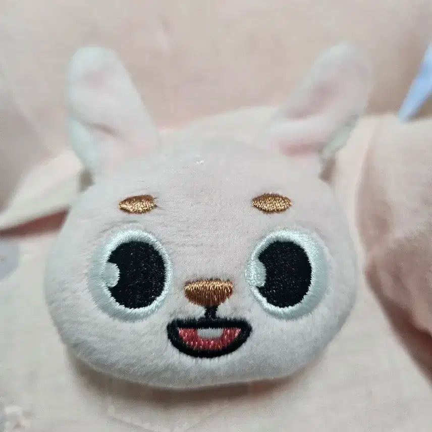 데니멀즈 소프트 토이뱃지 방필