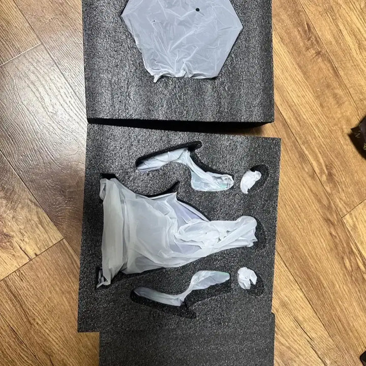 에반게리온 요시작가 콜라보 피규어