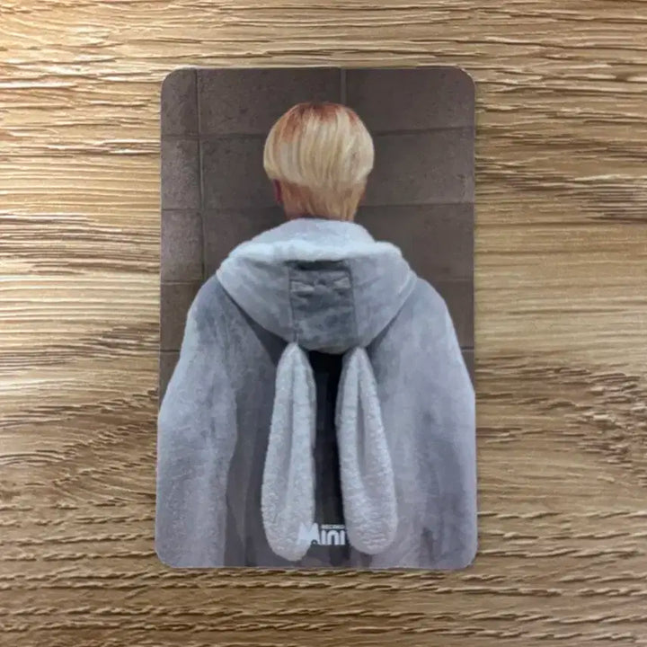 (급처) 더보이즈 토끼담요 포카 에릭