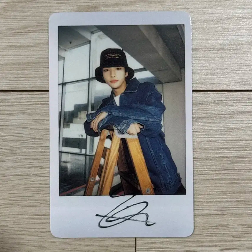 스트레이키즈 현진 언락 콘서트 짭폴라 폴라 폴라로이드 포카