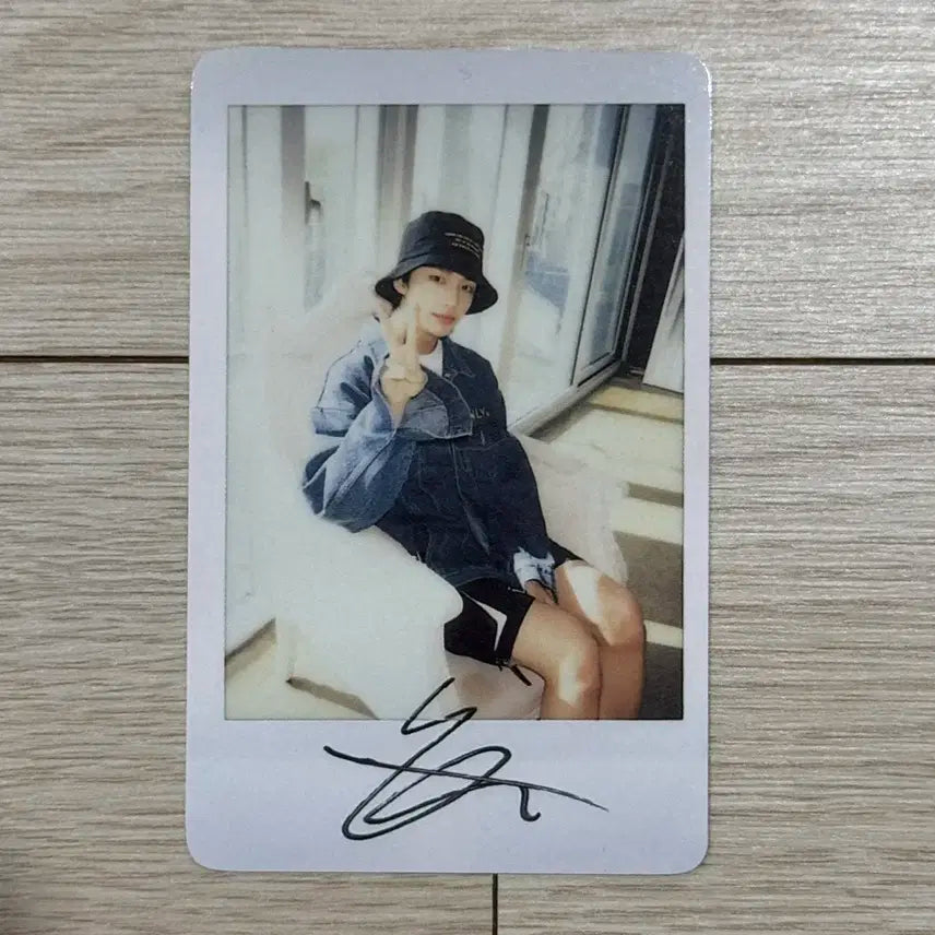 스트레이키즈 현진 언락 콘서트 짭폴라 폴라 폴라로이드 포카