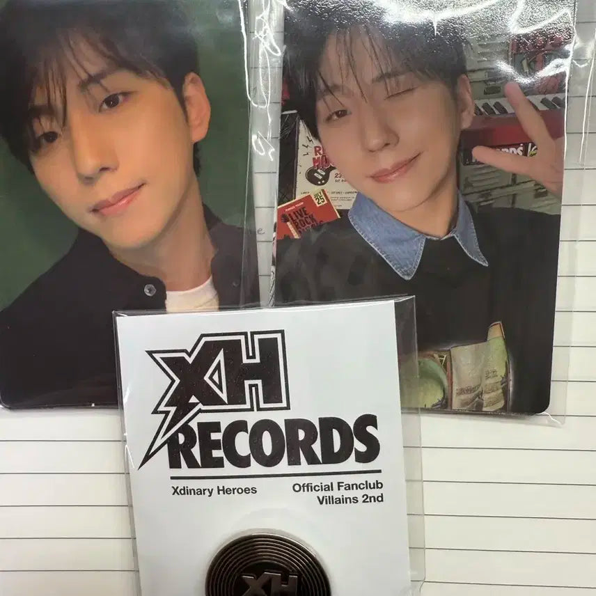 엑스디너리히어로즈 빌런즈 2기 키트 포카, 뱃지