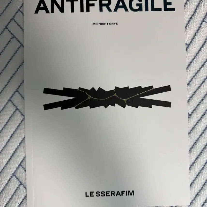 르세라핌 antifragile 앨범 팔아요!