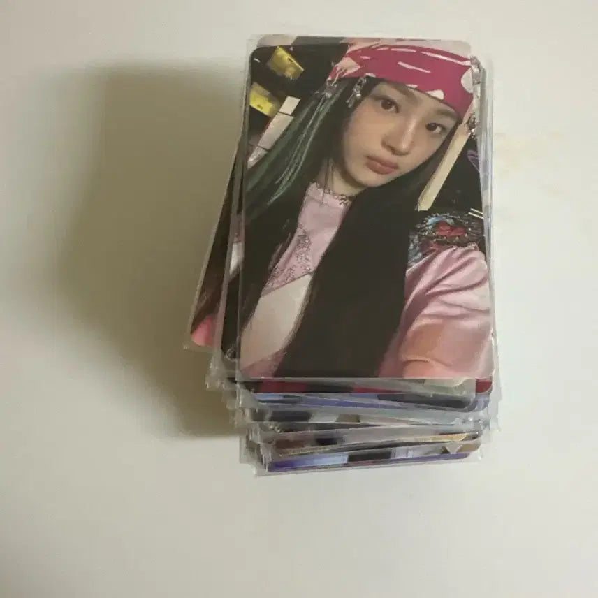 뉴진스 민지 포카 팝니당 일괄