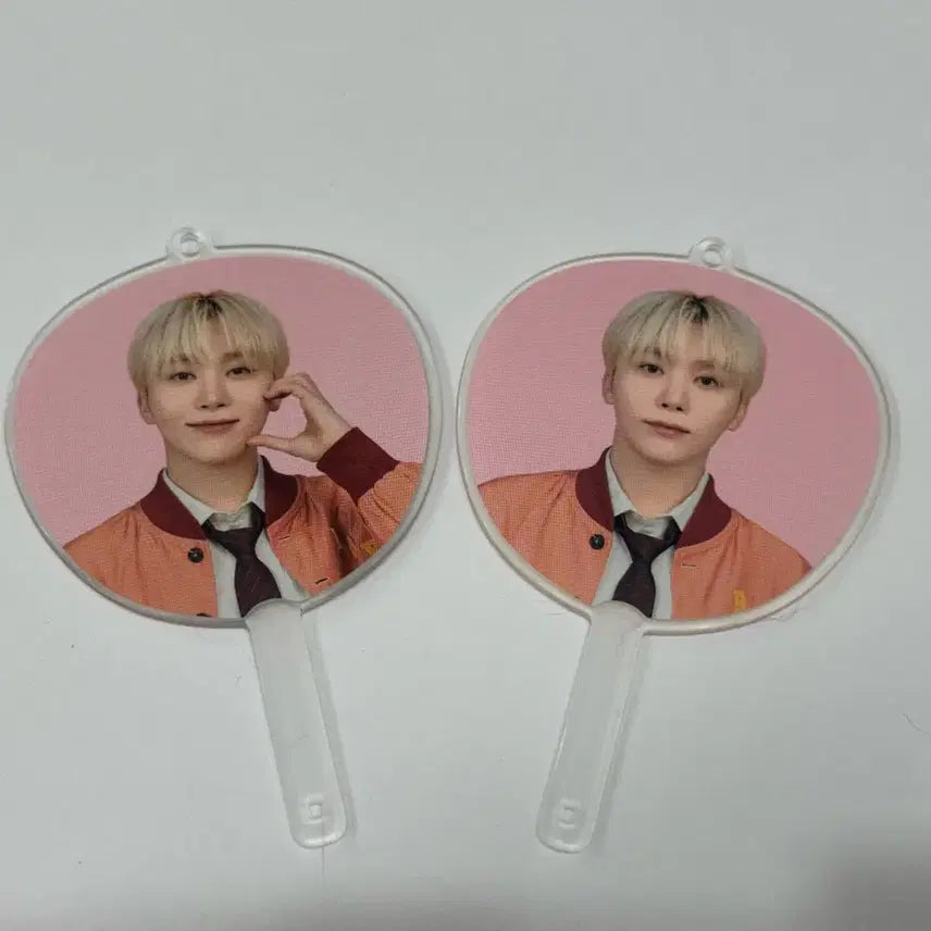 세븐틴 미니우치와 키링 승관