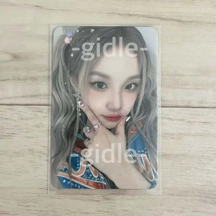 아이들 우기 포카 퀸카 프롬 여자아이들 yuqi idle