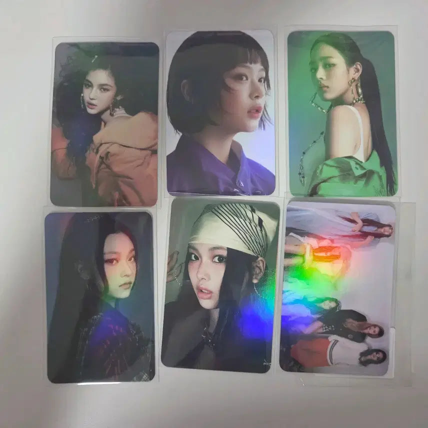 뉴진스 하우스윗 알라딘 특전 포토카드 팝니다.