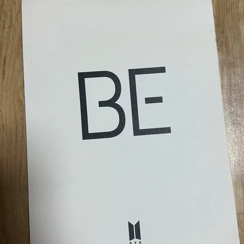 방탄 BE 앨범