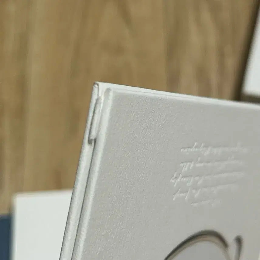 방탄 BE 앨범