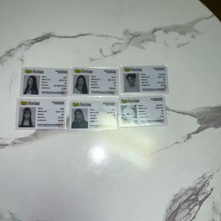 뉴진스 포토카드 약 80장