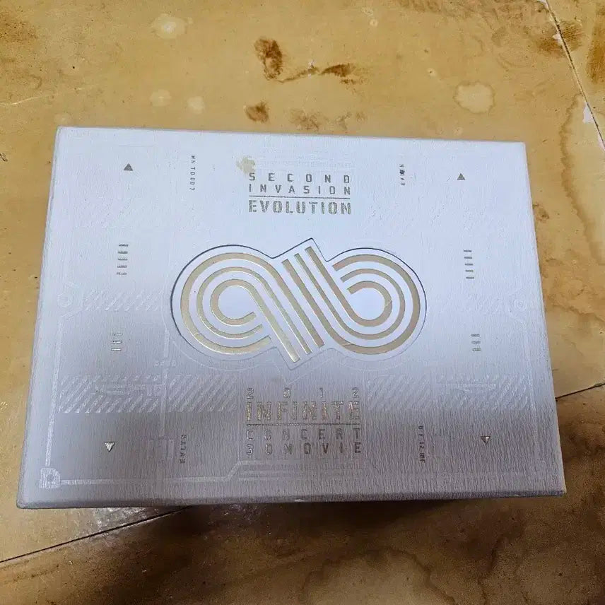 인피니트 세컨드인베이션 dvd한정판 블루레이