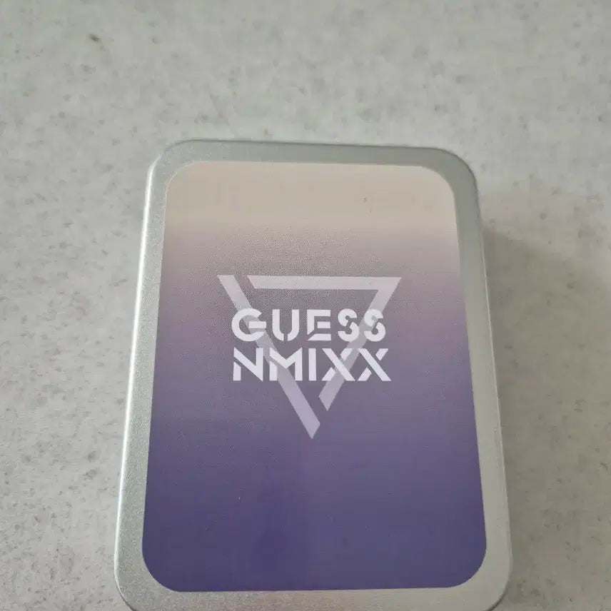 게스 nimixx포토카드팝니다