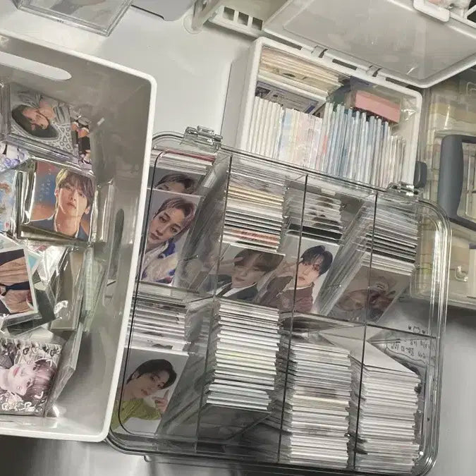 (폭덤) 스트레이키즈 리노 리빗 굿즈 엠디 판매