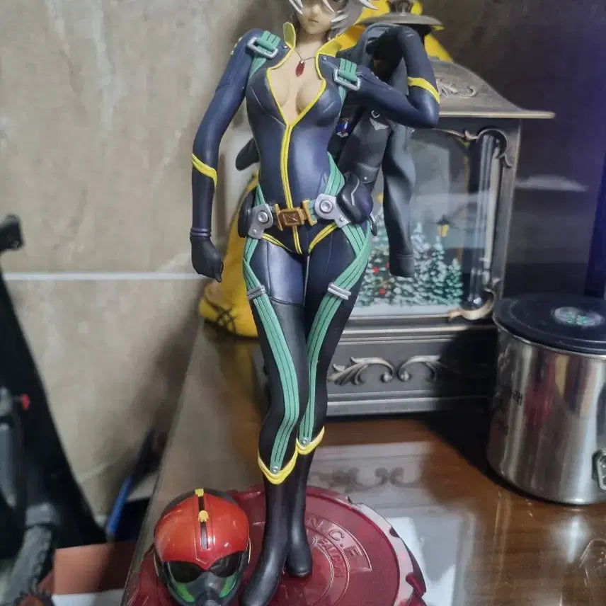 피규어 팔아요