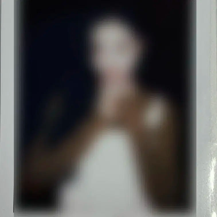 아르테미스 최리 싸인 폴라로이드