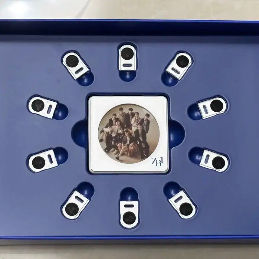 제로베이스원 팬클럽 1기 키트