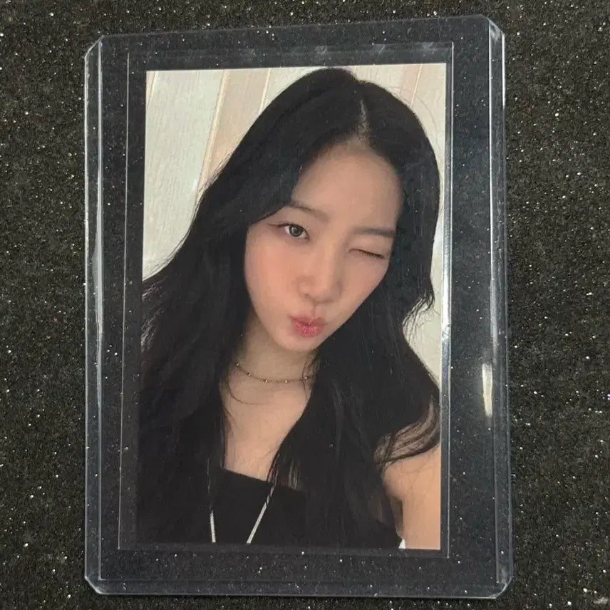 르세라핌 언포기븐 카즈하 공방포카