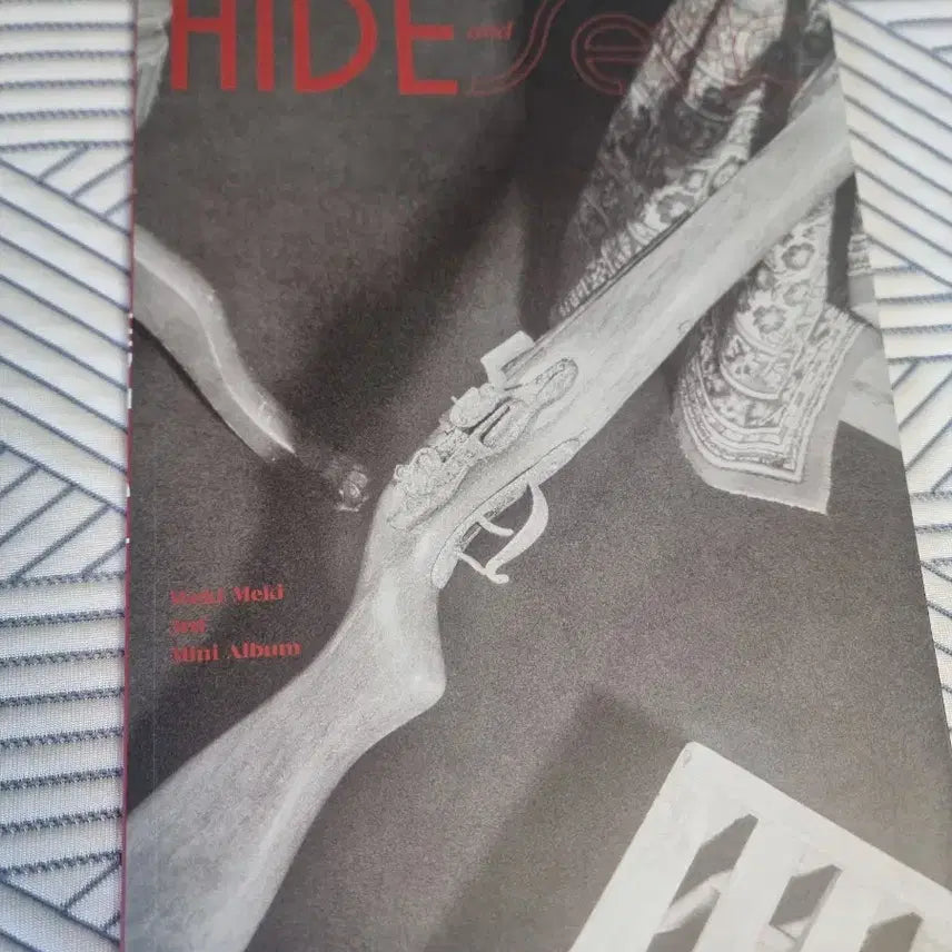 위키미키 hide and seek 앨범 개봉