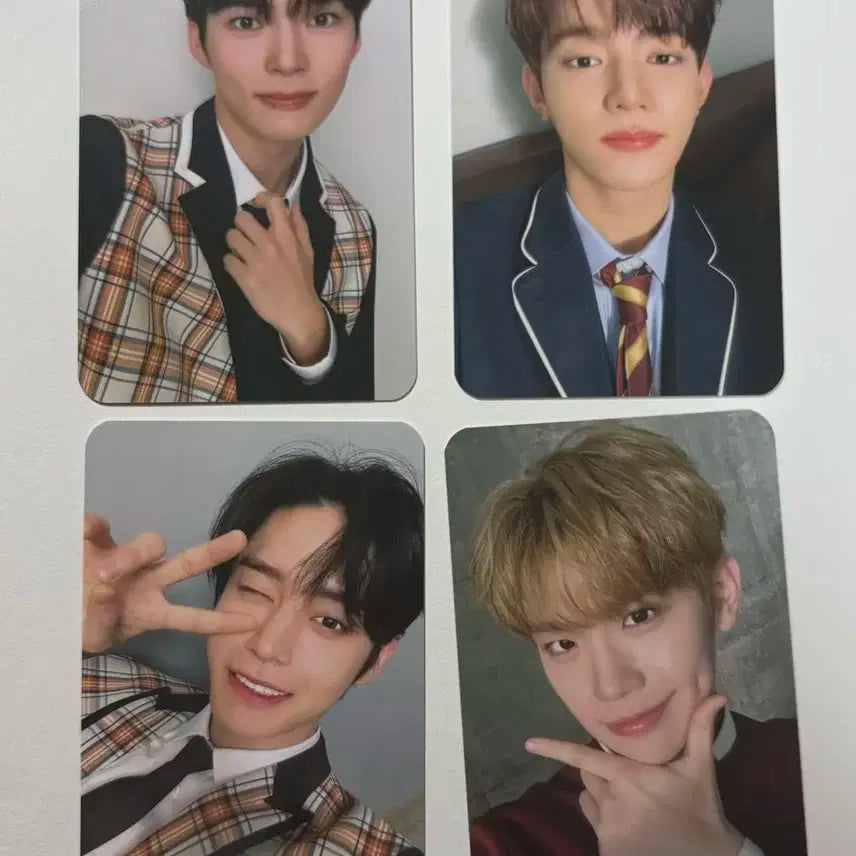 제로베이스원 스쿨룩스 전멤버 포토카드
