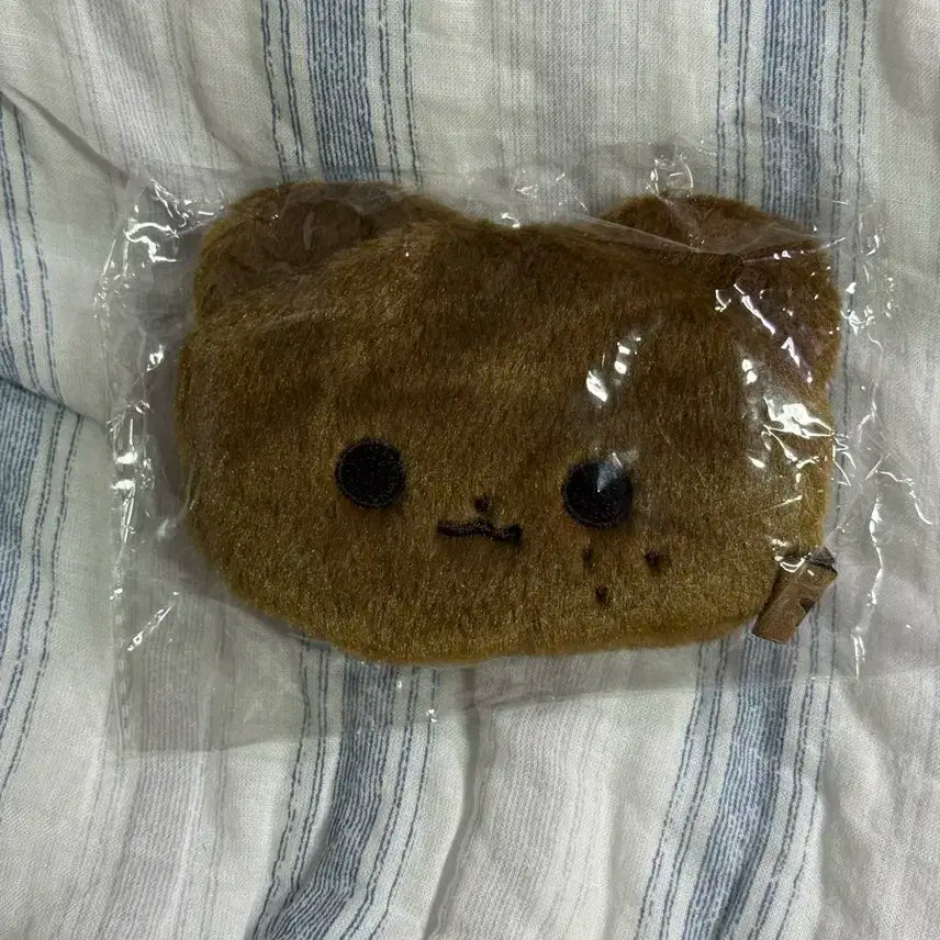 엔시티 해찬 횩전지갑 곰효기 다님