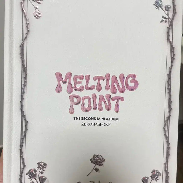 제로베이스원 멜팅포인트 앨범
