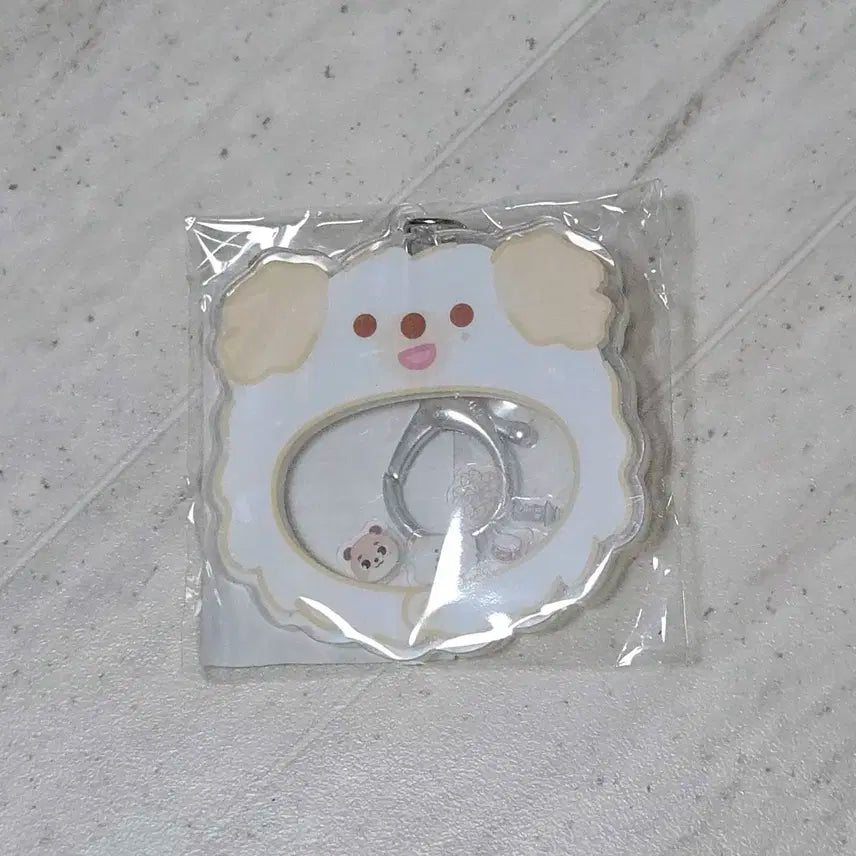 데이식스 데니멀즈 쉐이커 키링 돈