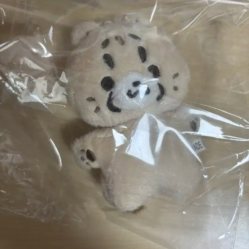에이티즈 홍중 인형 퓨쥬이