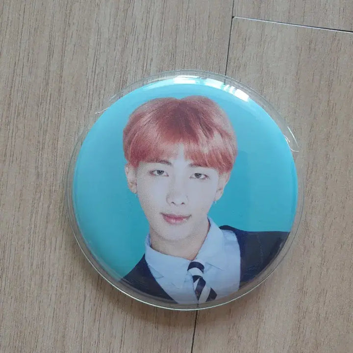 방탄재팬팬미팅vol.4뱃지 3개