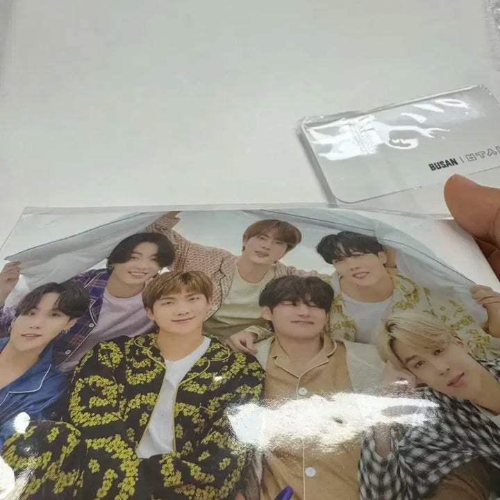 방탄 옛투컴 부산 호텔 특전 포카+엽서 (부산 미니포카 증정)