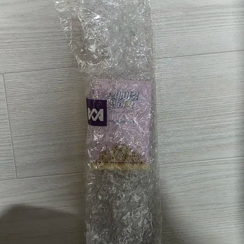 오마이걸 반하나 포토카드 및 효정 아크릴스탠드 판매합니다
