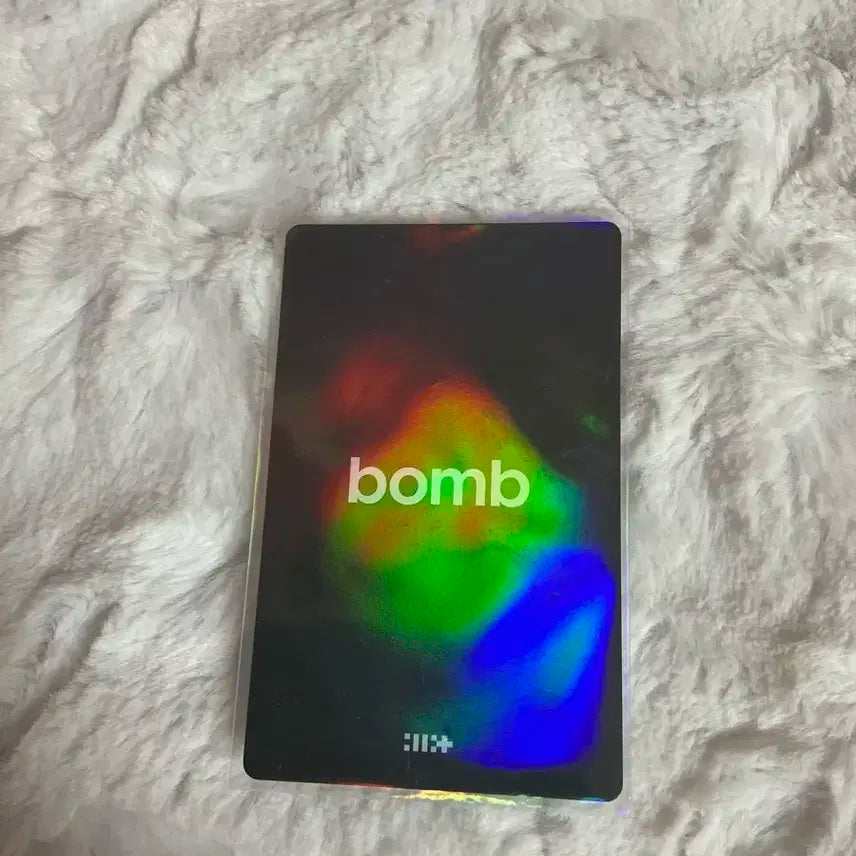 아일릿 이로하 bomb 포토카드