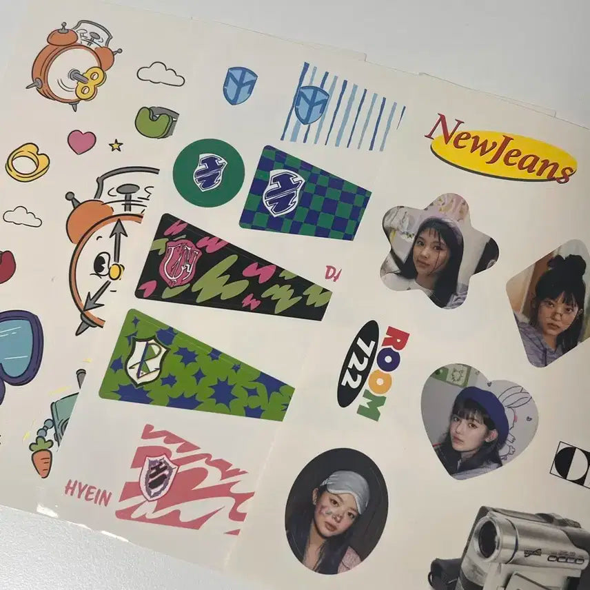 뉴진스 2023 시그 스티커