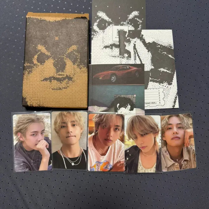 일괄판매)방탄소년단 뷔V태형 솔로앨범 레이오버 포카위버스특전굿즈