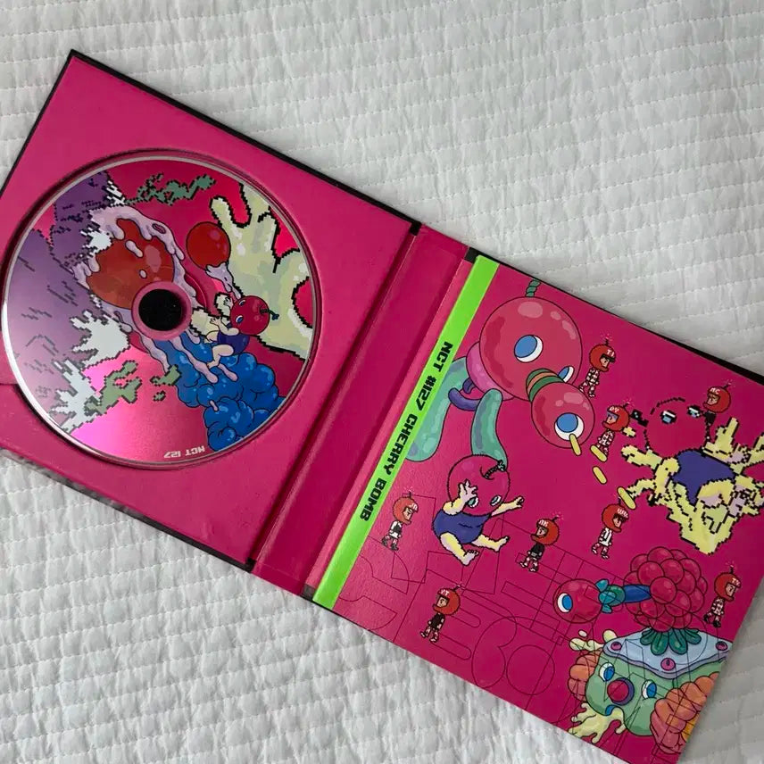 NCT127 直筆サイン入りCD 『CHERRY BOMB』 NCT 127 — chaepeach
