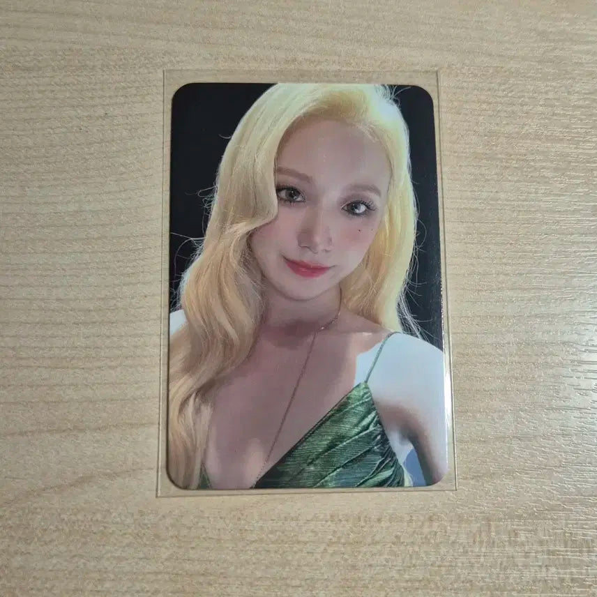 아이들 슈화 I love 애플뮤직 럭키드로우 누드 포카