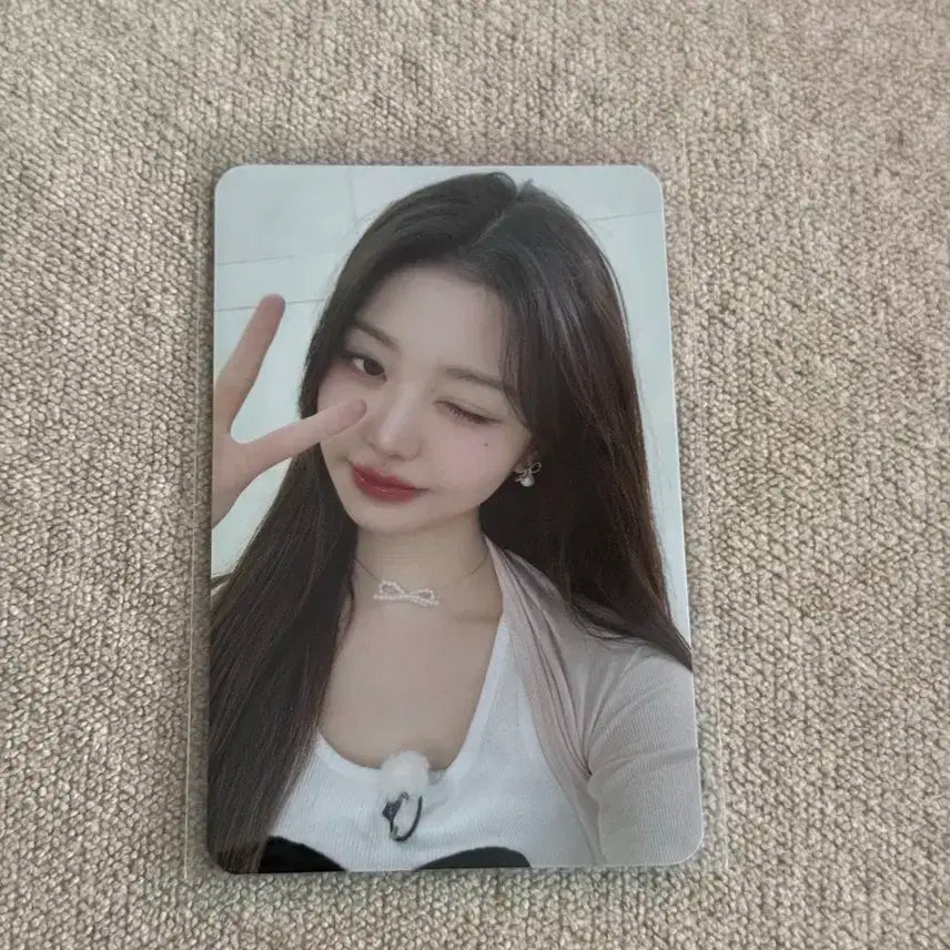 미니브 장원영 허그 포카