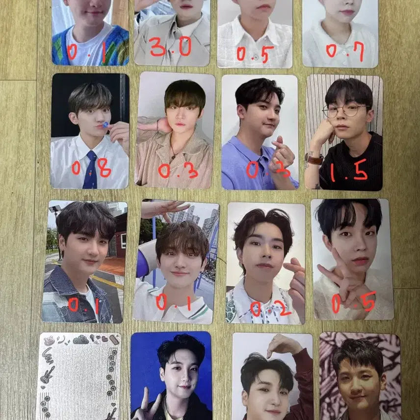 루시 후즈팬 증명사진 + 포카 프레임