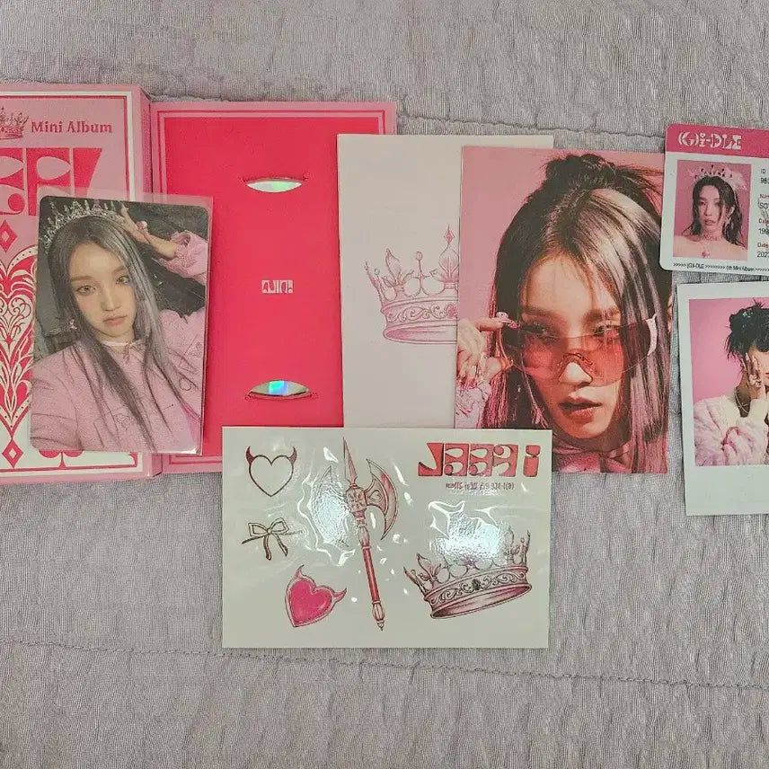 아이들 I FEEL ( Queen Ver. )