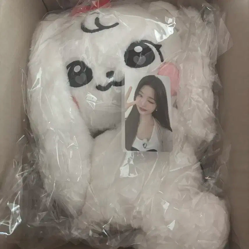아이브 미니브 장원영 체리 허그가방 미개봉 새제품 팝니다