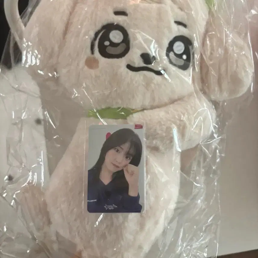아이브 미니브 안유진 강안지 허그가방 미개봉 새제품 팝니다