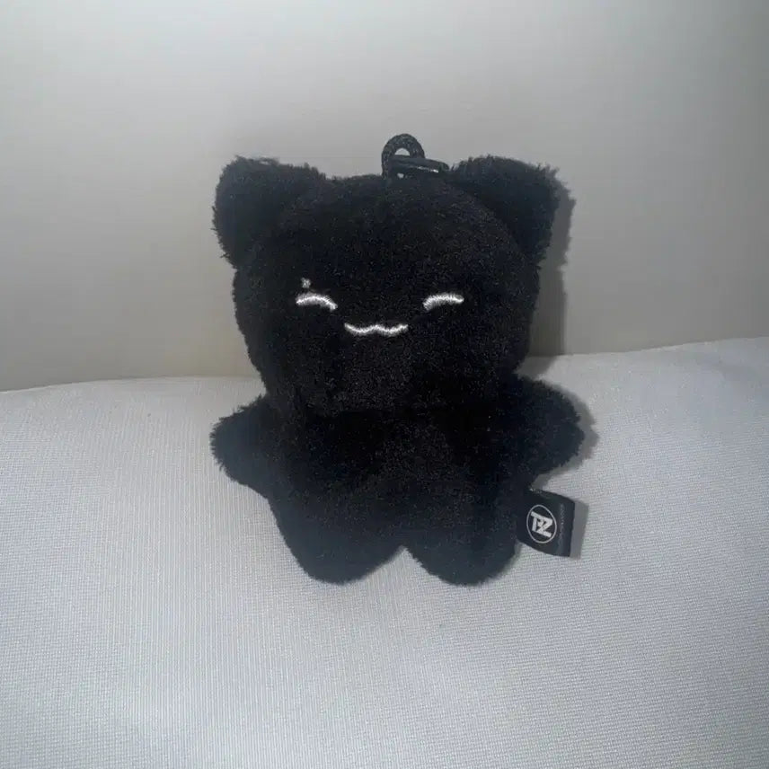 더보이즈 주연 제너레이션 인형