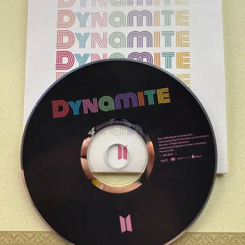 BTS 다이나마이트 싱글 음반