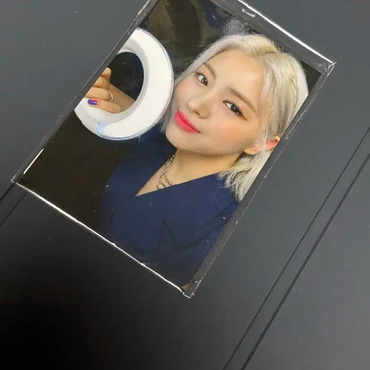 있지 류진 라이트링 포카